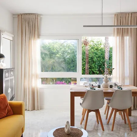 Banus - Playa Rocio Access Complex Apartment *