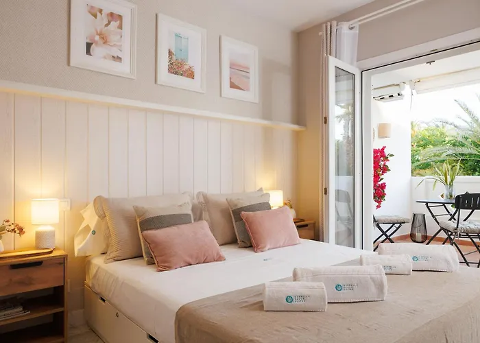 Banus - Playa Rocio Access Complex 公寓 *